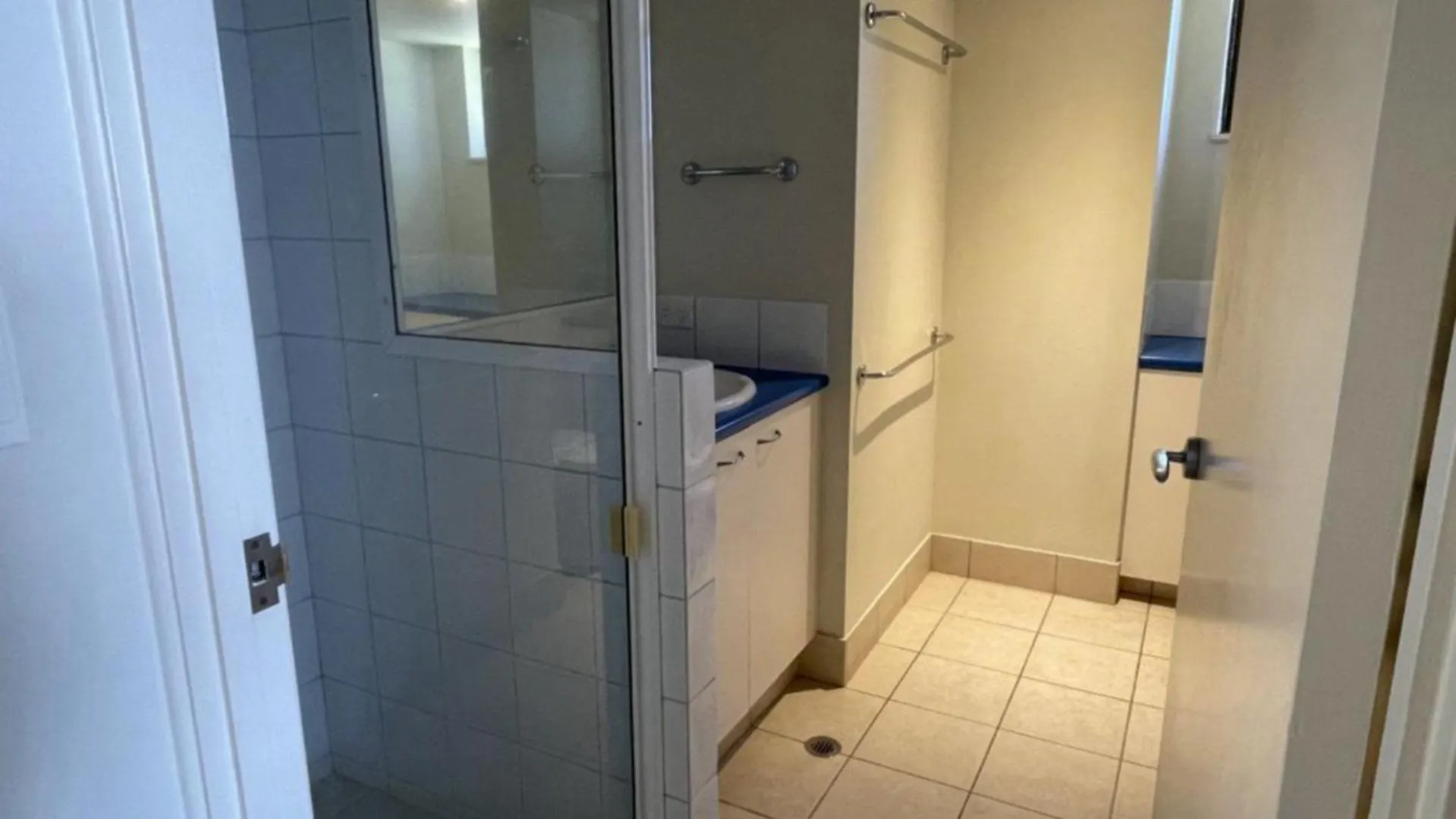 Gazeaway Unit 3 Apartment Caloundra 0*,  Australia